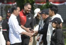 Presiden Jokowi Serahkan Bonus untuk Atlet Olimpiade Paris Sebesar Rp 6 Miliar